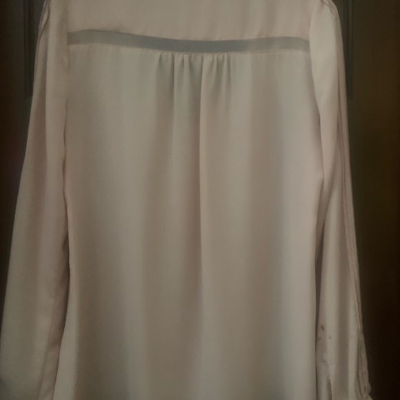 WHBM Blush Pink Crepe Blouse - Picture 3 of 4